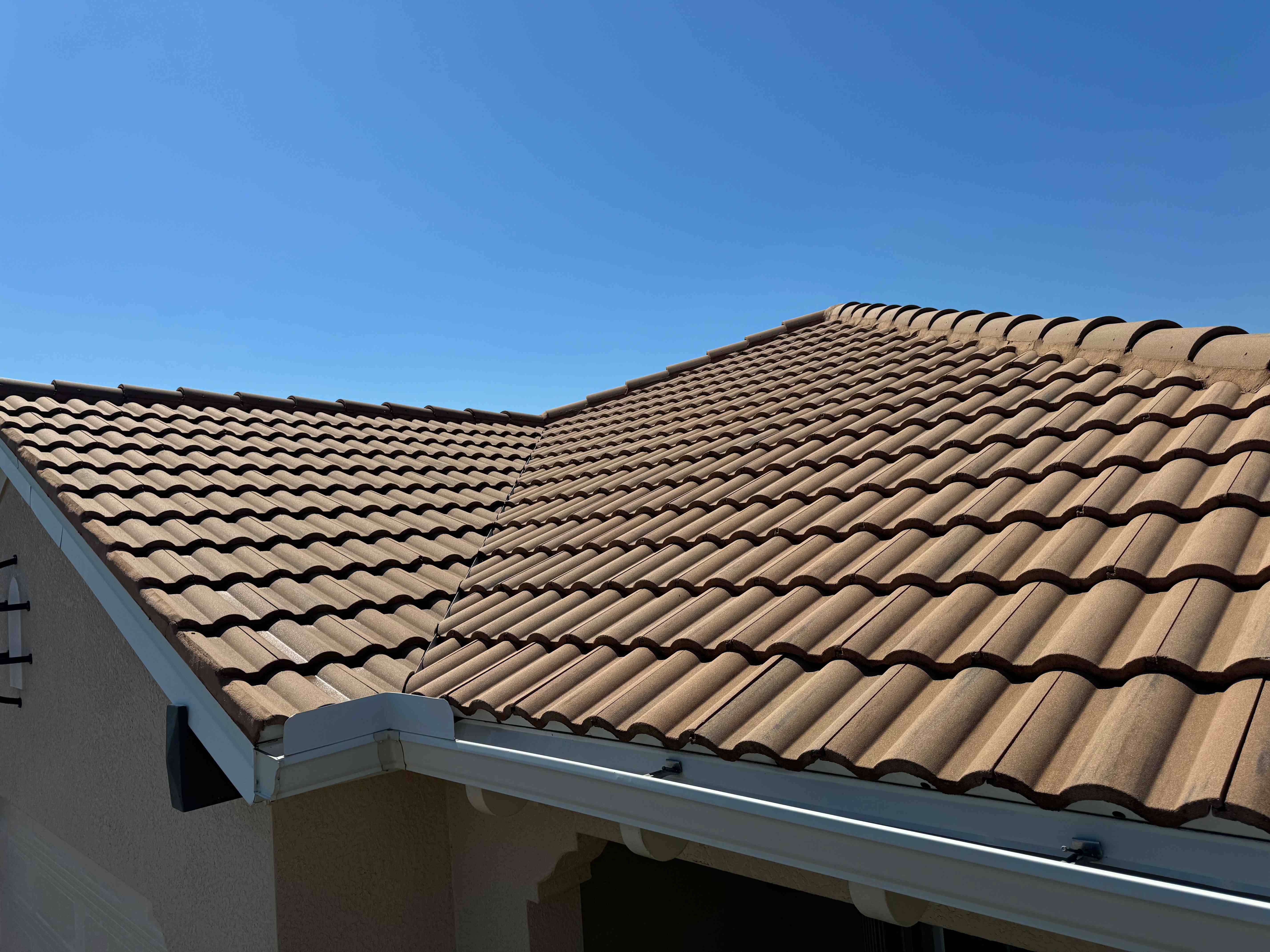 Top Quality Tile Roof Cleaning Fort Myers, FL